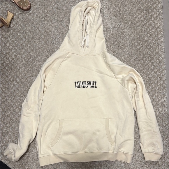 Taylor Swift The Eras Tour sweatshirt! - Picture 1 of 3
